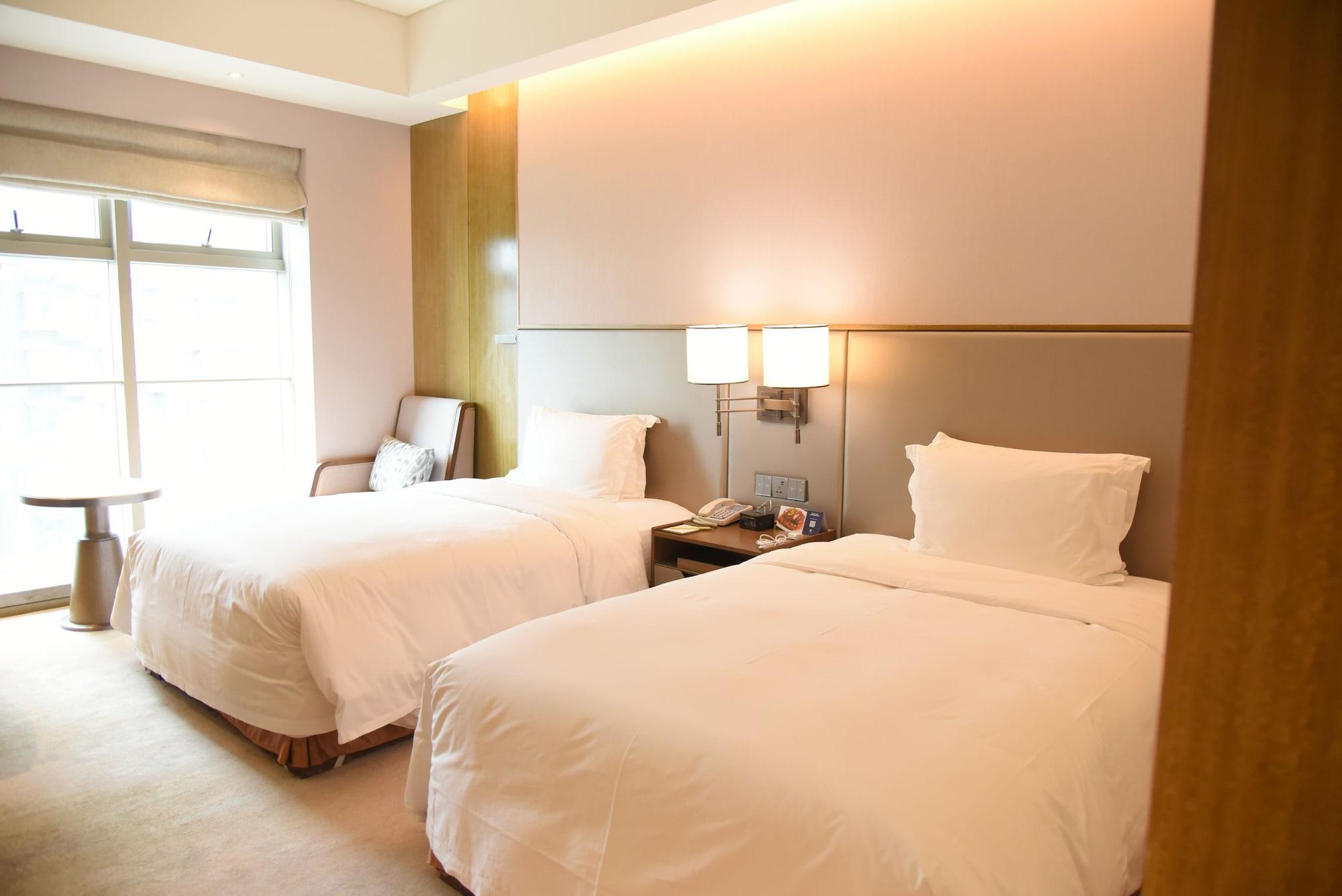 Doubletree By Hilton Hotel Shiyan Shiyan  Exteriör bild
