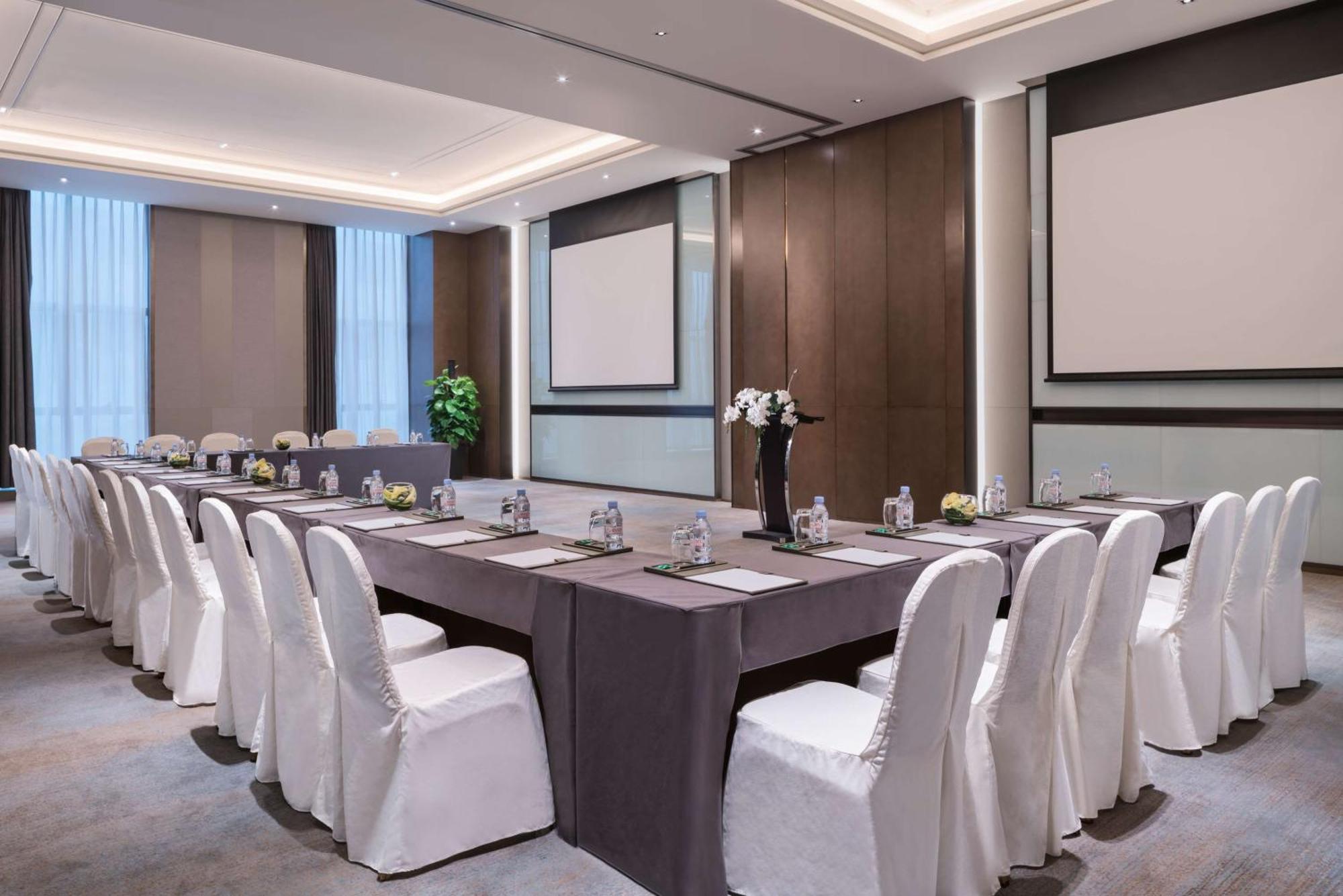 Doubletree By Hilton Hotel Shiyan Shiyan  Exteriör bild